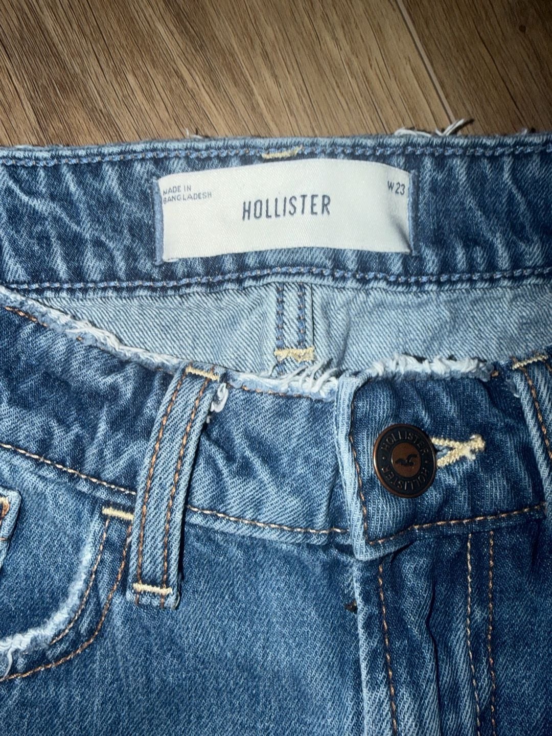 Hollister Blue Denim Mini Skirt – W23 8