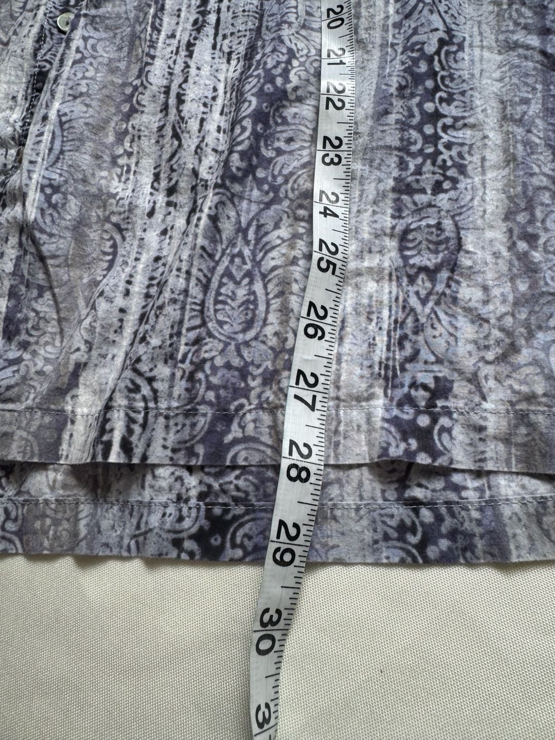 Paisley Print Hawaiian Aloha Shirt Gray Purple Coastal Resort Men's Size M 7