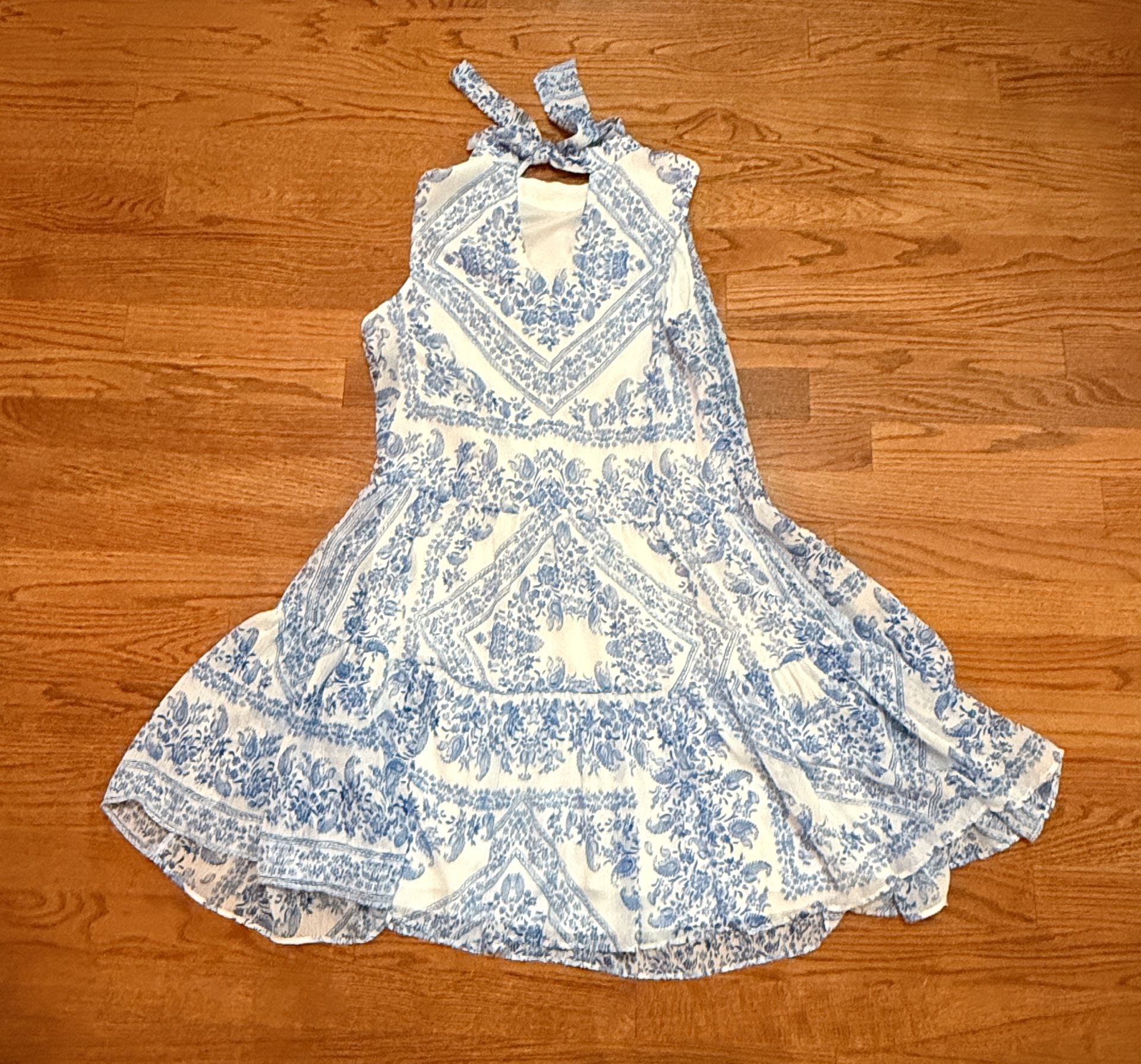Calvin Klein Blue & White Paisley Halter Dress Size 8 3