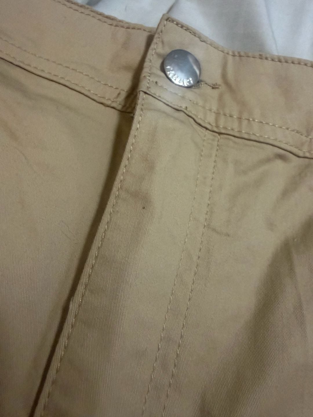 NWT Tahari Utility Shorts Khaki Size 12 5