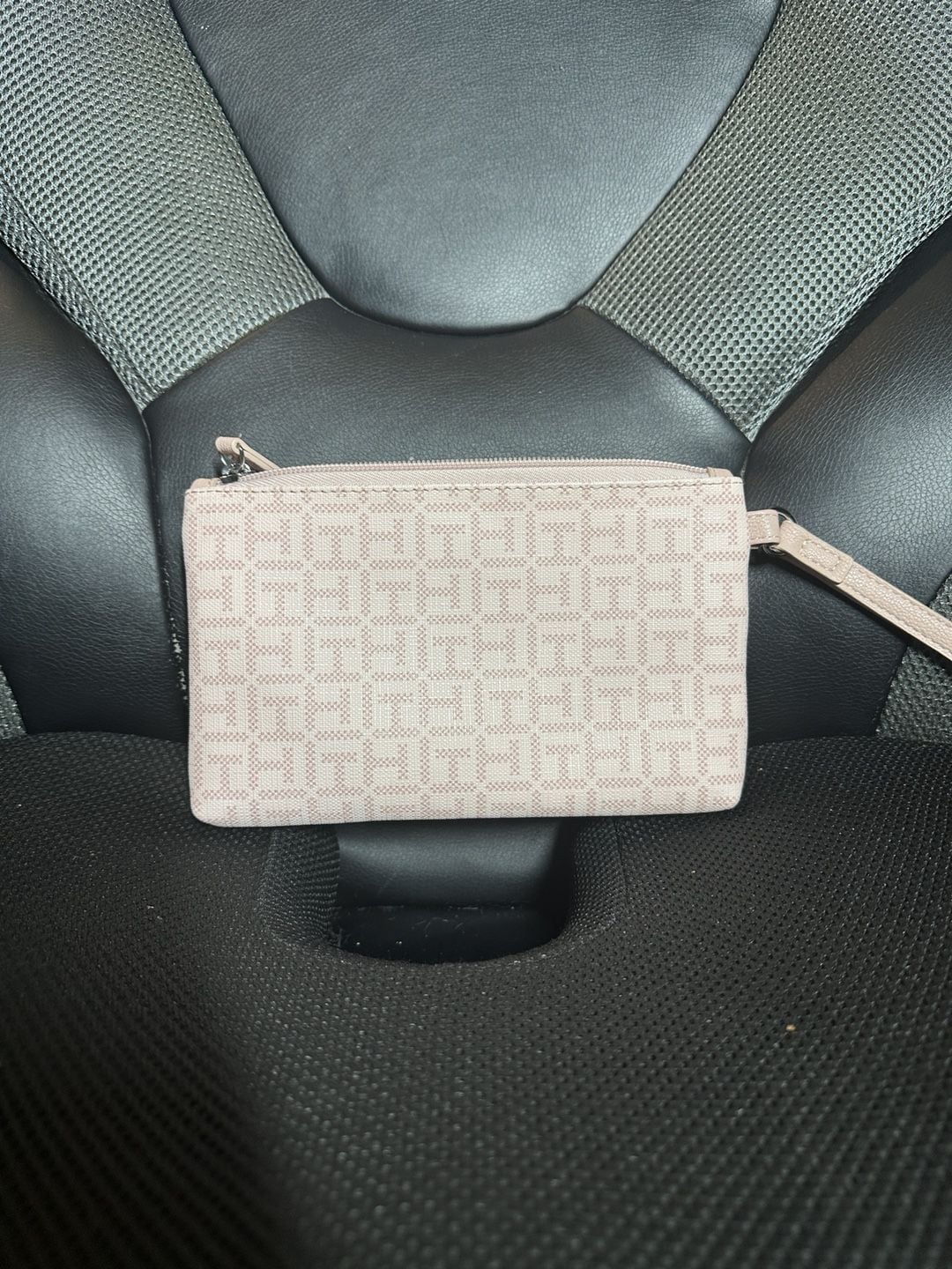 Tommy Hilfiger Monogram Pink Wristlet Clutch 6