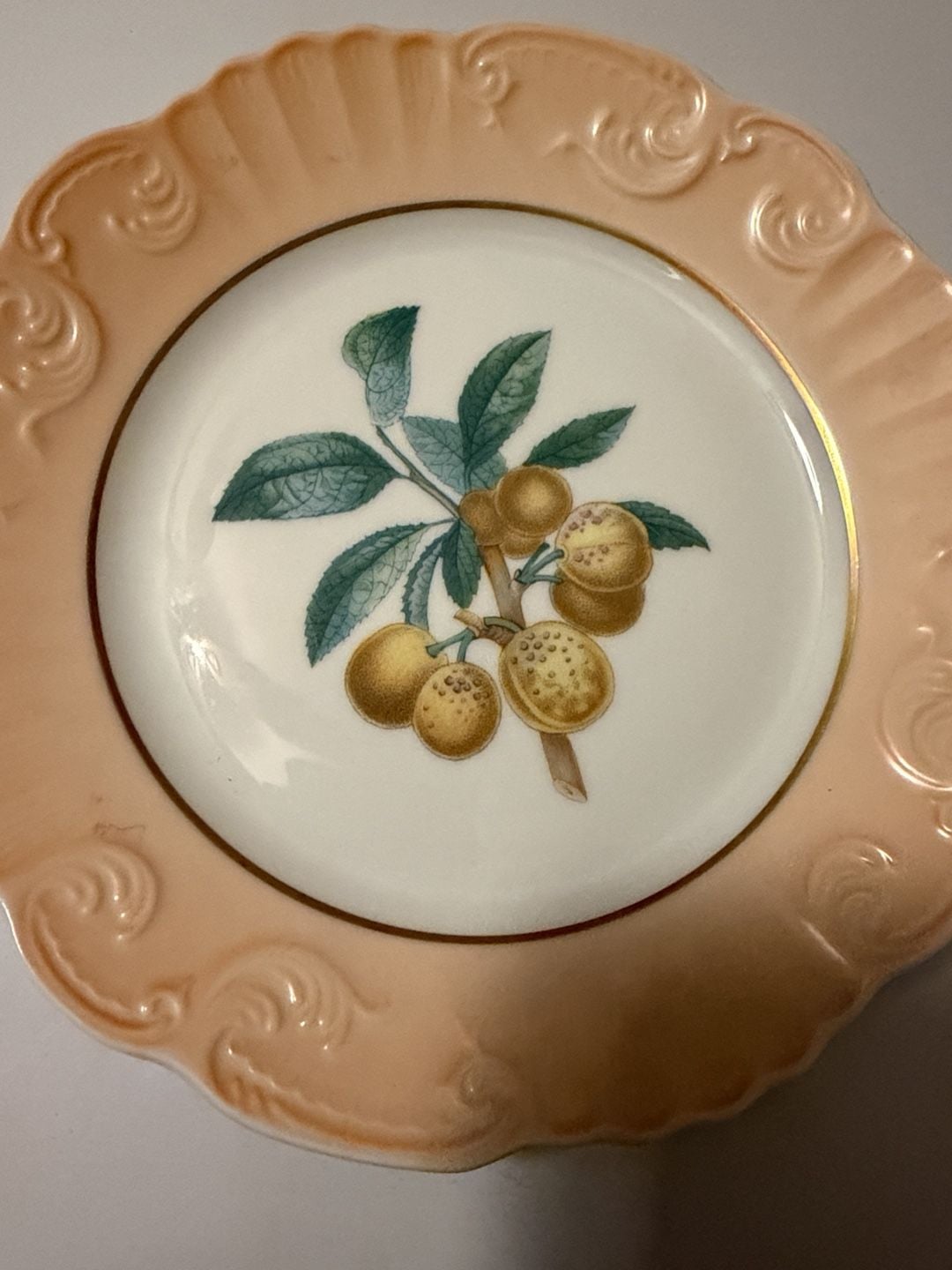 Mottahedeh Vista Alegre Botanical Fruit Plate Peach Scalloped Edge 3