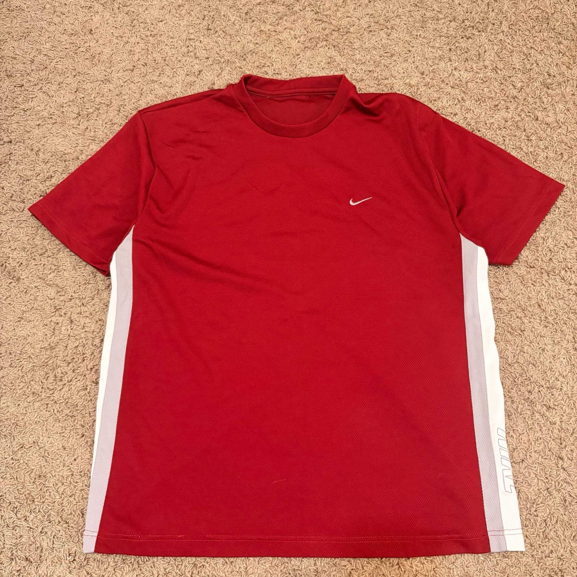 Nike Athletic T-Shirt Red White Mesh Side Panels 2