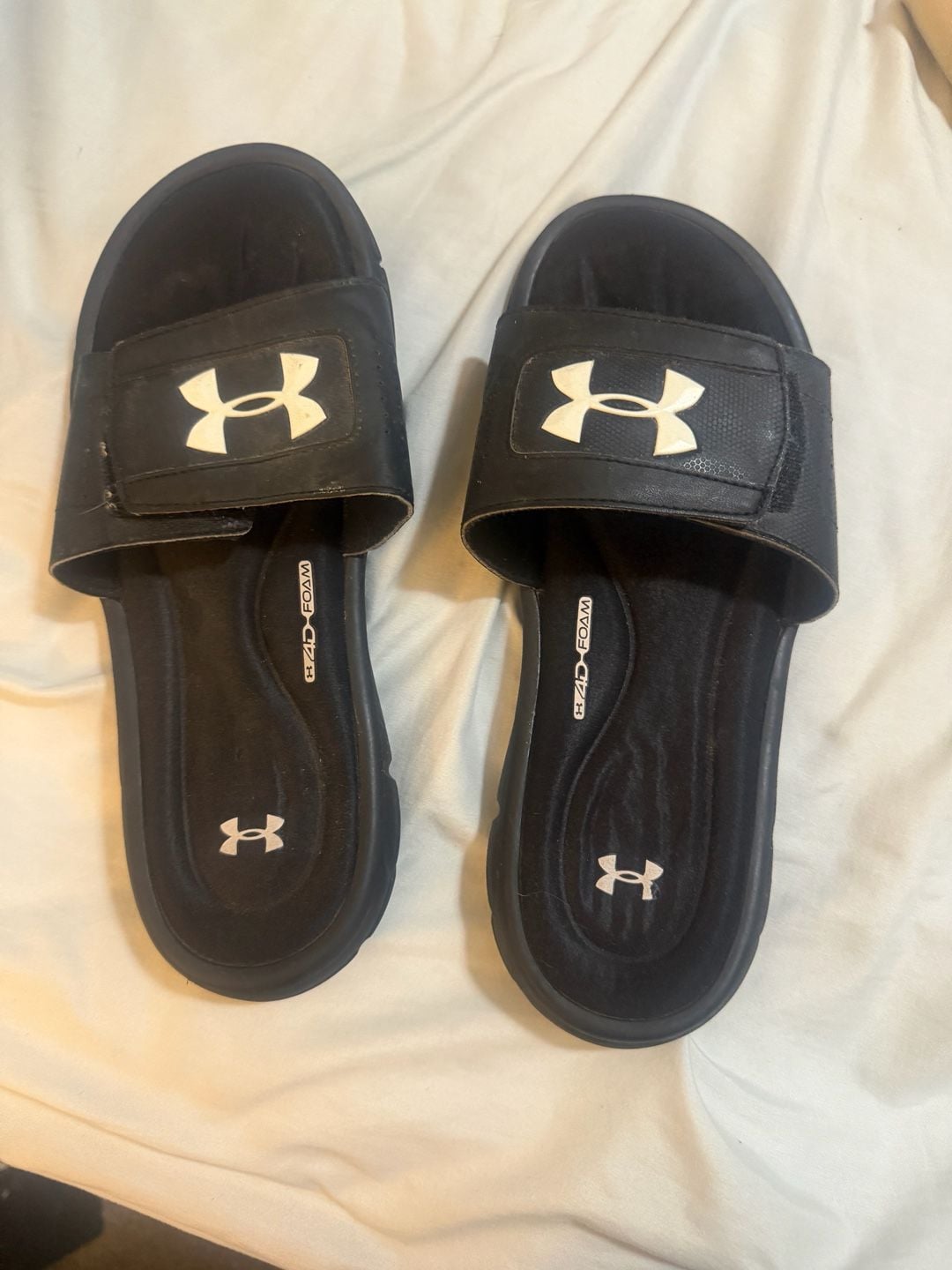 Under Armour Ignite VI Slide Sandals Black White 3