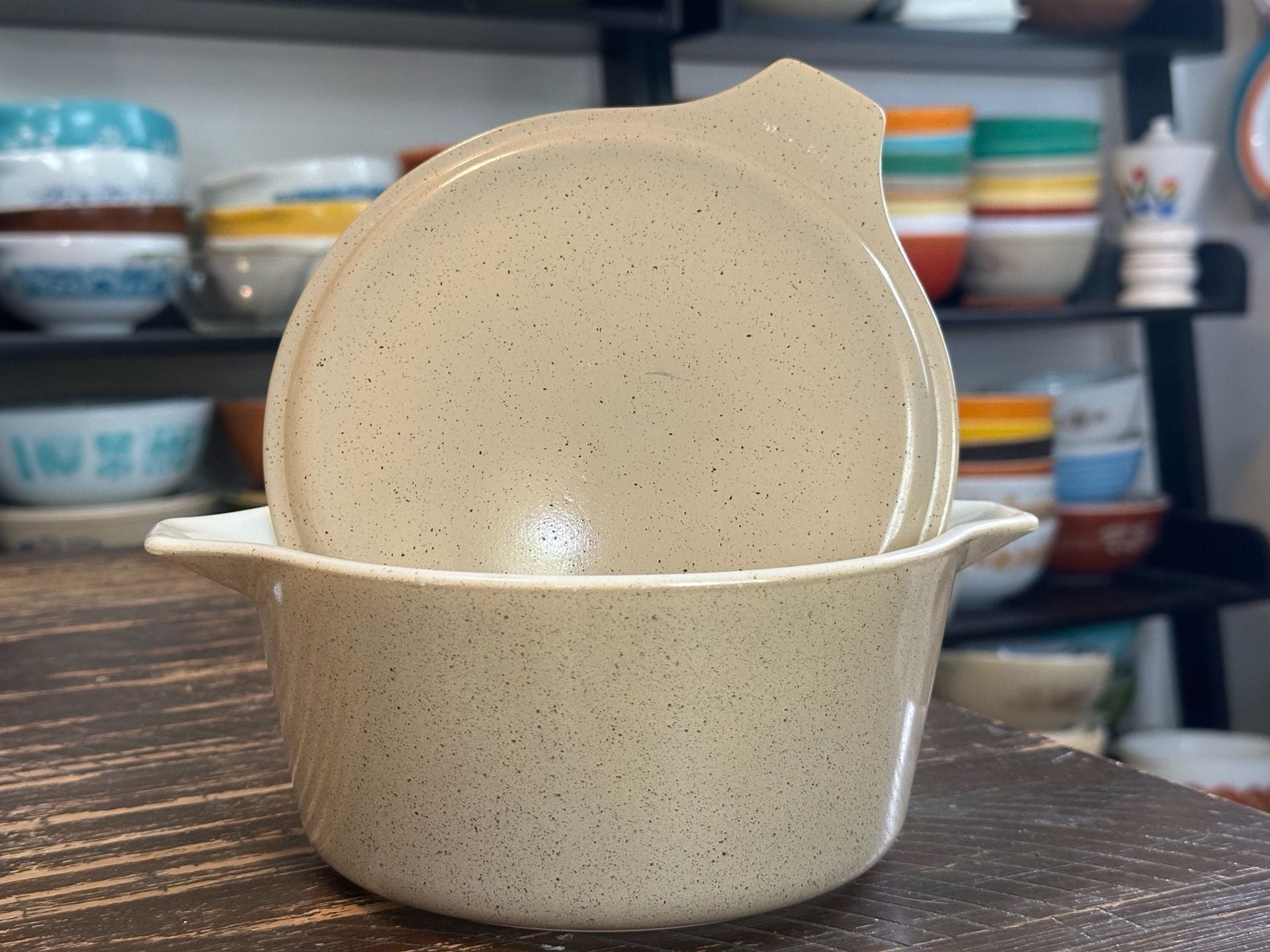 Pyrex Speckled 474 with Opal lid 1