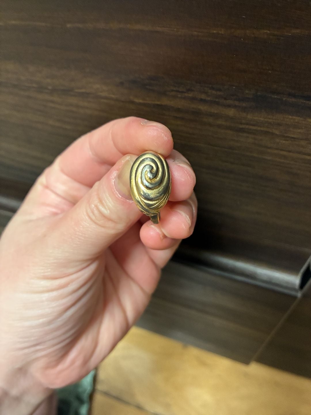 Vintage 1980s Two-Tone Swirl Statement Ring 7