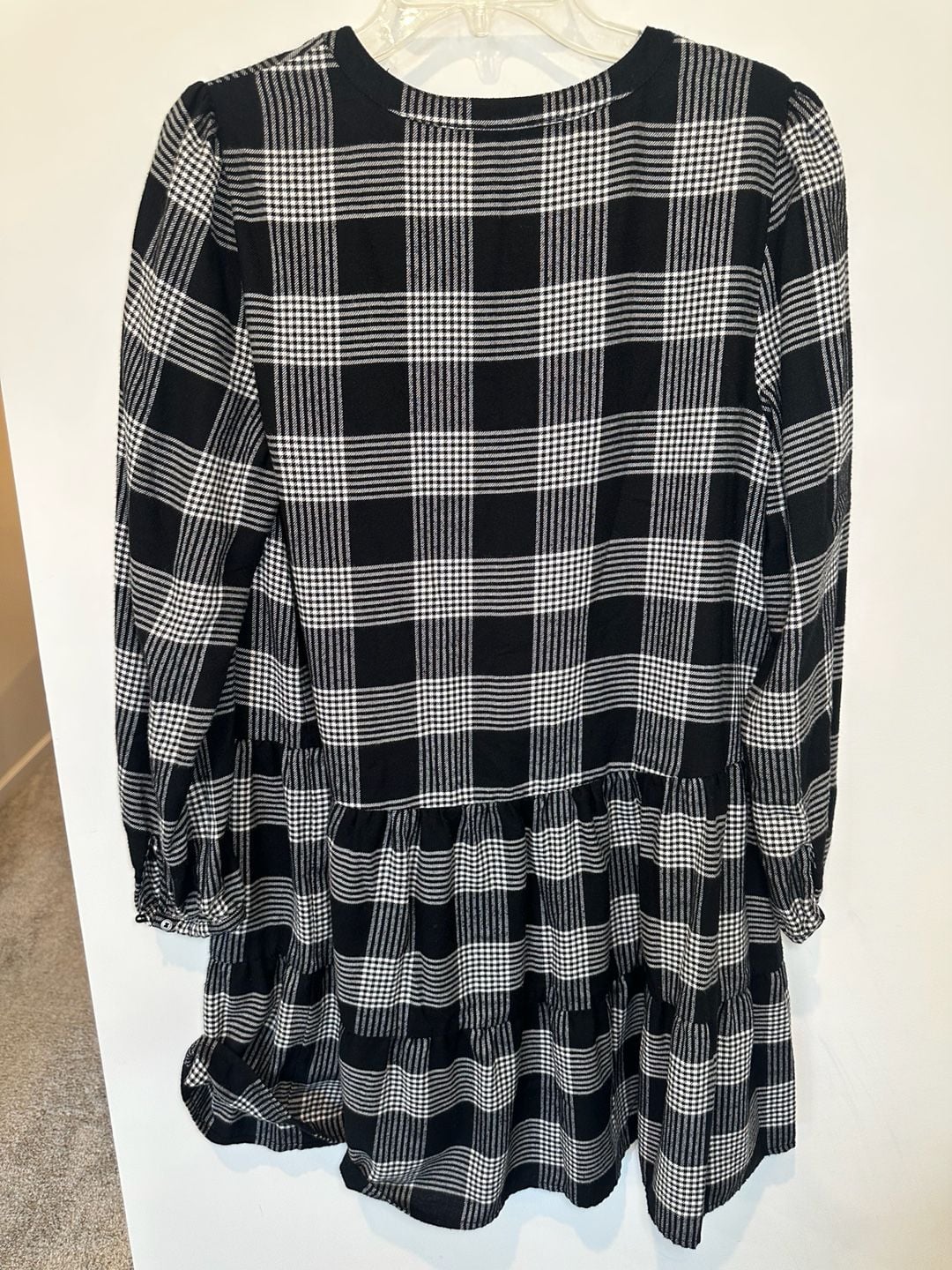 Loft Plaid Tiered Dress Size 8 Black White Long Sleeve Button Front 5