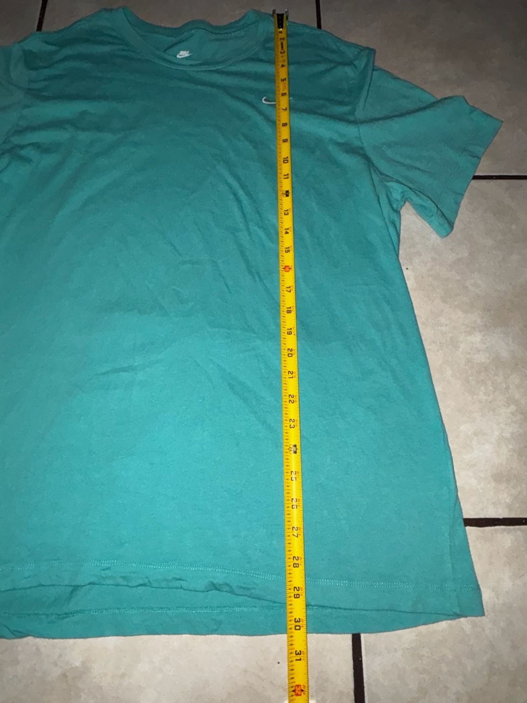 Nike The Nike Tee Size XL Teal Short Sleeve T-Shirt 4