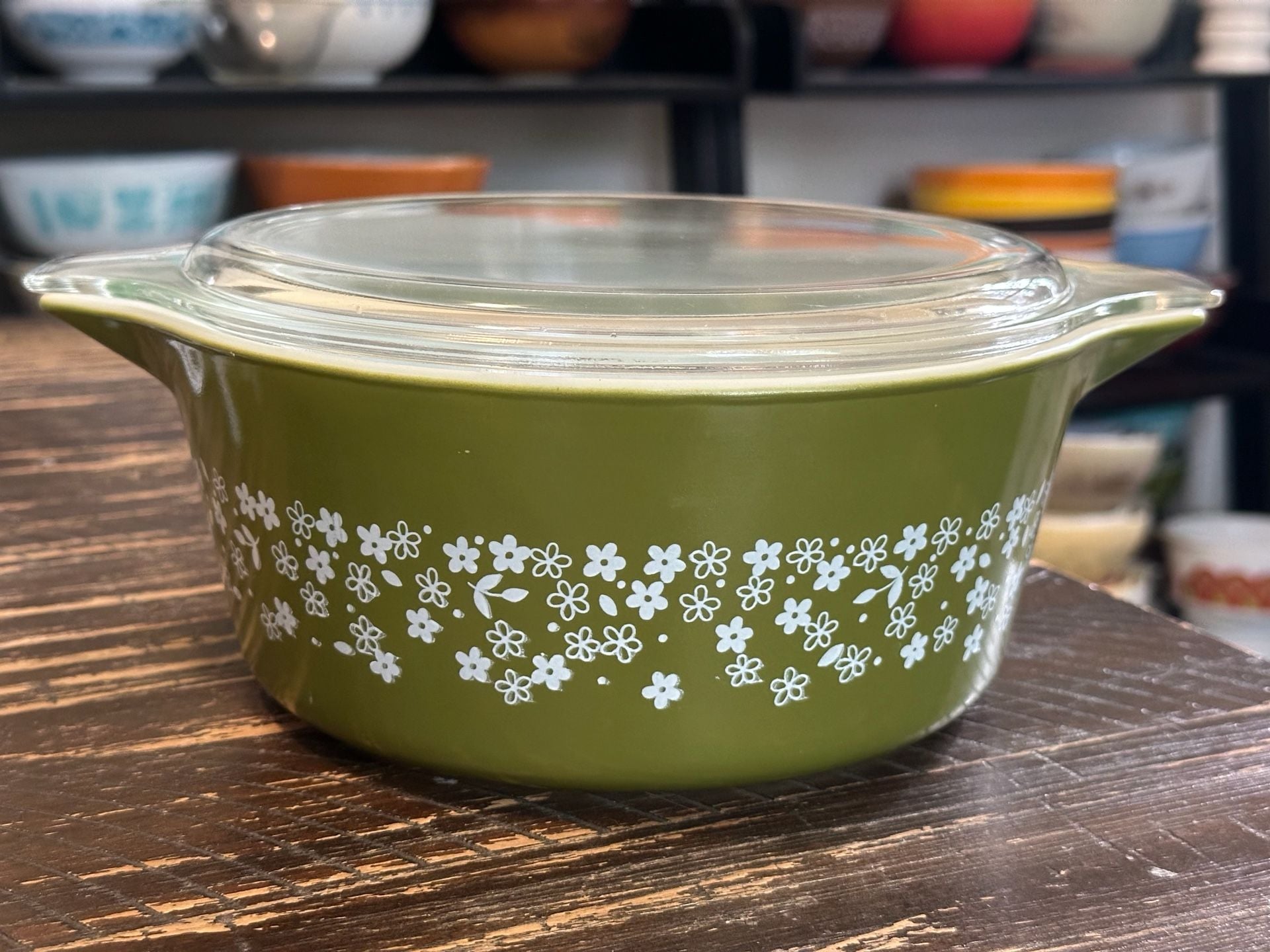 Pyrex Spring Blossom Green redesign 475 1