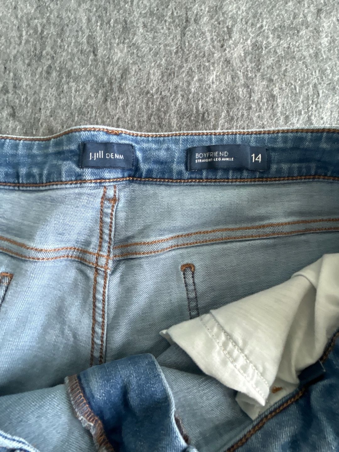 J.Jill Boyfriend Straight-Leg Ankle Jeans Size 14 Light Wash 5