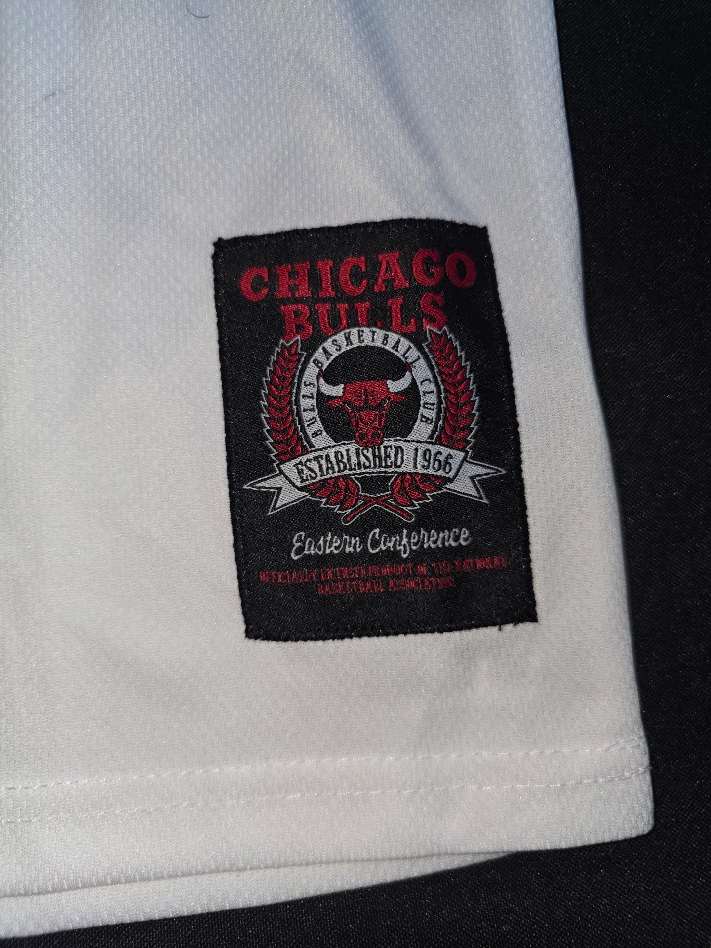 Ultra Game Chicago Bulls Jersey Size L White Basketball Tank Top 4