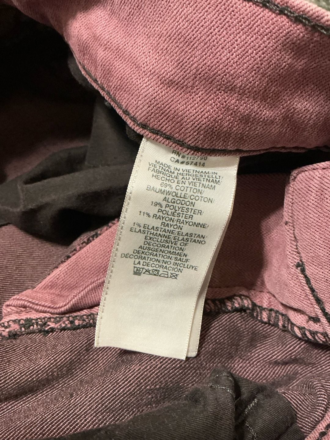 True Religion Geno Relaxed Slim Moto Jeans Womens Size 30 Pink Distressed 6