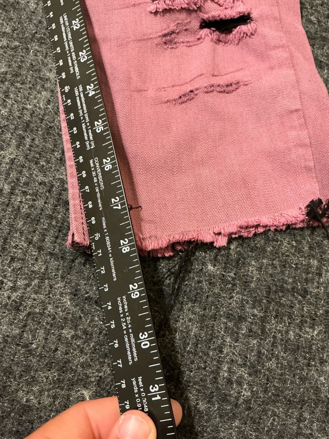 True Religion Geno Relaxed Slim Moto Jeans Womens Size 30 Pink Distressed 8