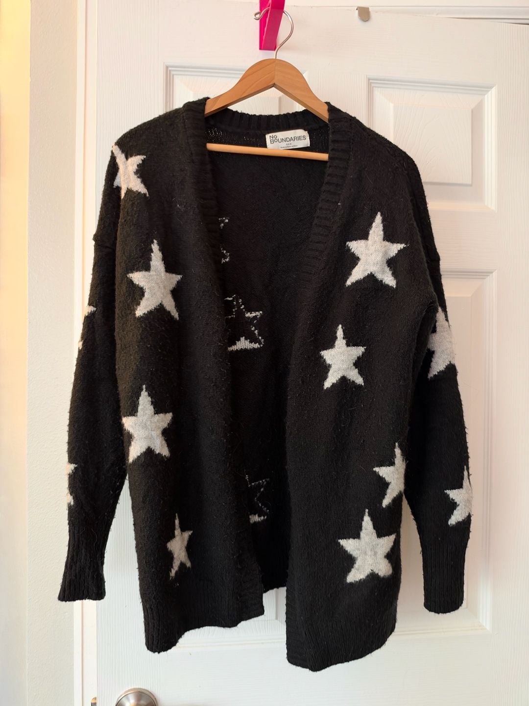 No Boundaries Cardigan Sweater Size S (4-6) Black White Stars 2