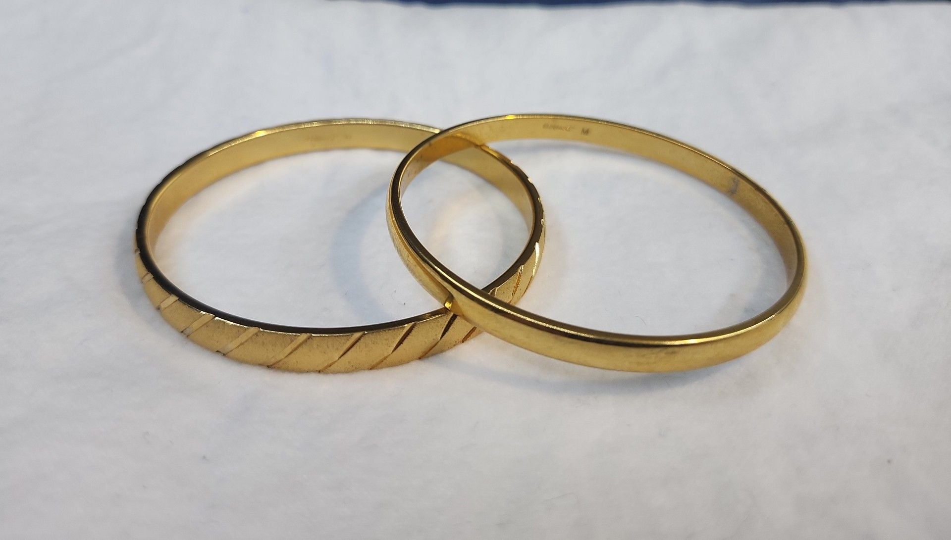 Monet Gold Tone Bangle Bracelets Set Size M 1