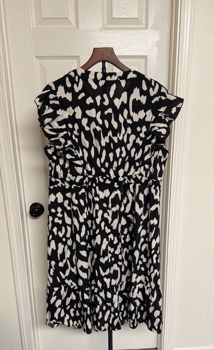 BloomChic Animal Print Dress Size 18-20 Black White/162 8