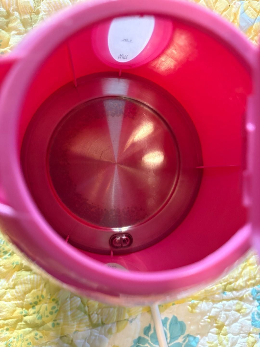 EUC Ovente Electric Kettle 1.7L Pink Cordless Hot Water Boiler Tea Maker 8