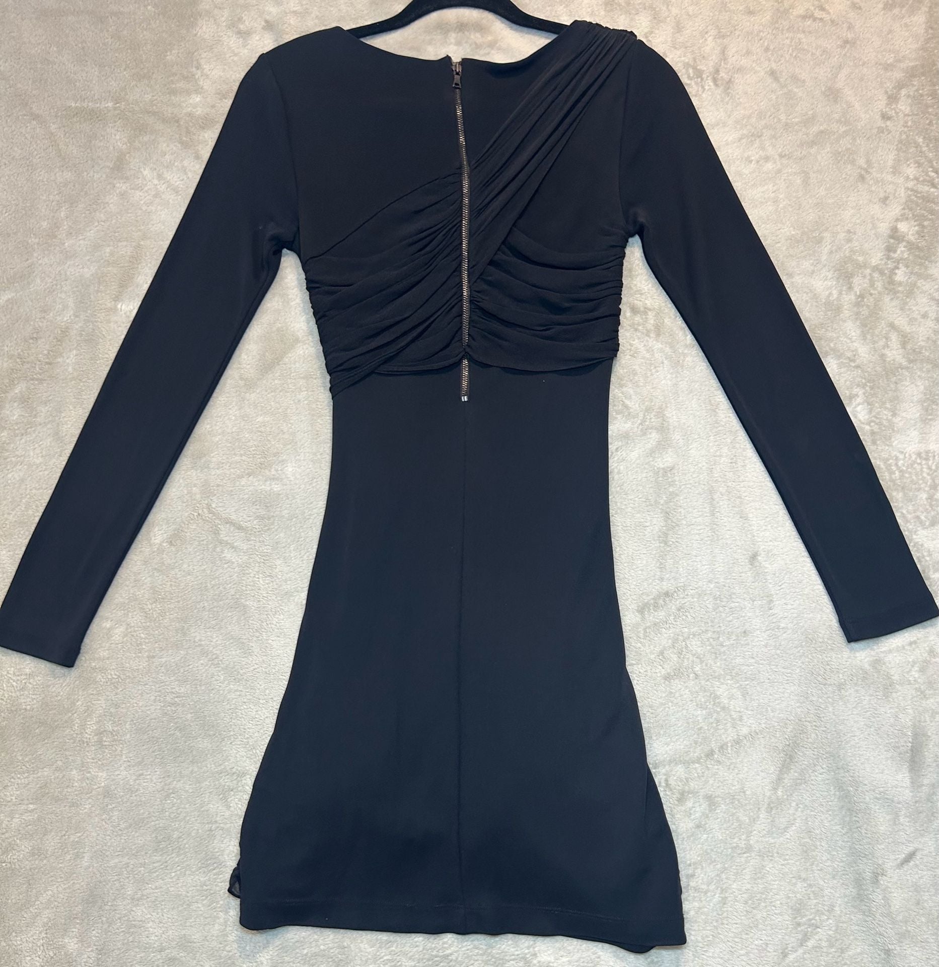 Alice + Olivia Black Ruched Long Sleeve Mini Dress Size 0 5