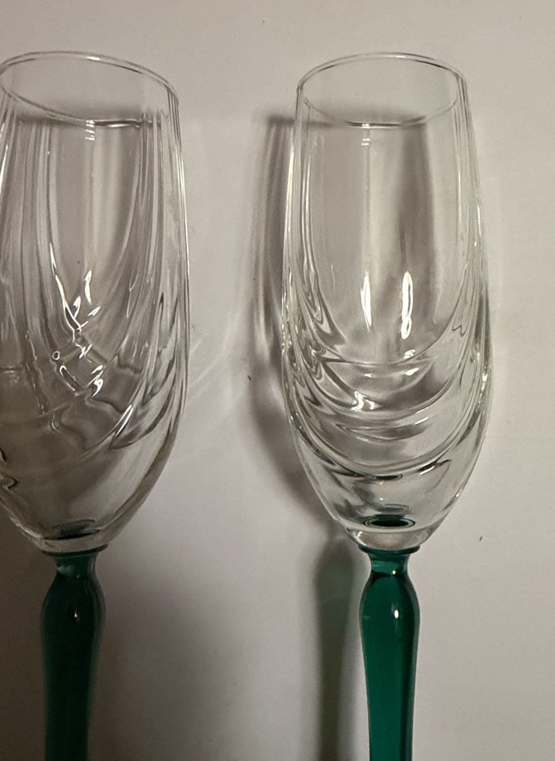 Green Stem Swirl Champagne Flutes Set of 3 7