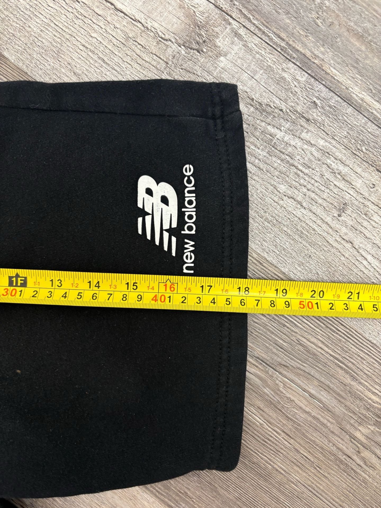New Balance Sweat Shorts Black 6