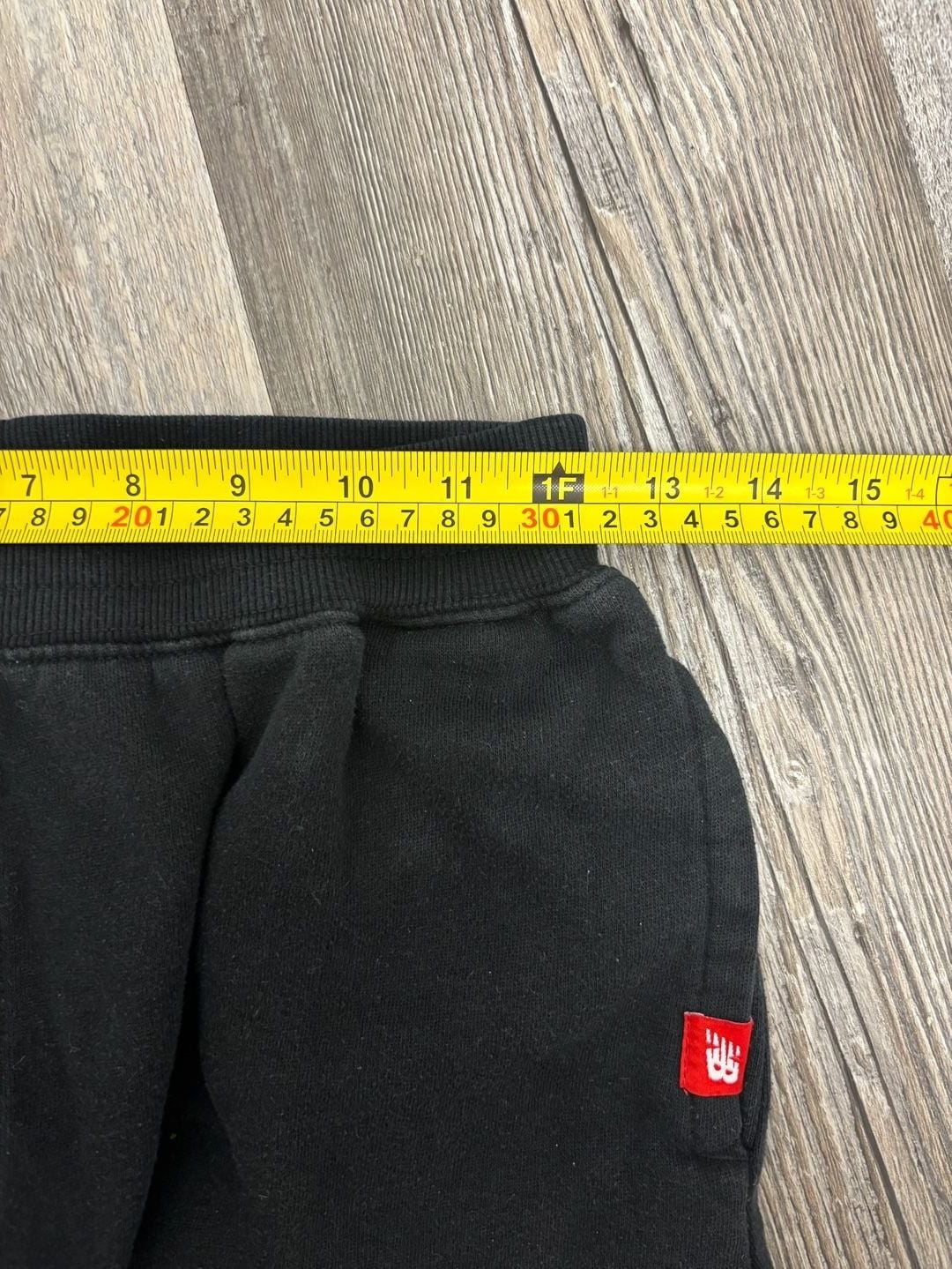 New Balance Sweat Shorts Black 8
