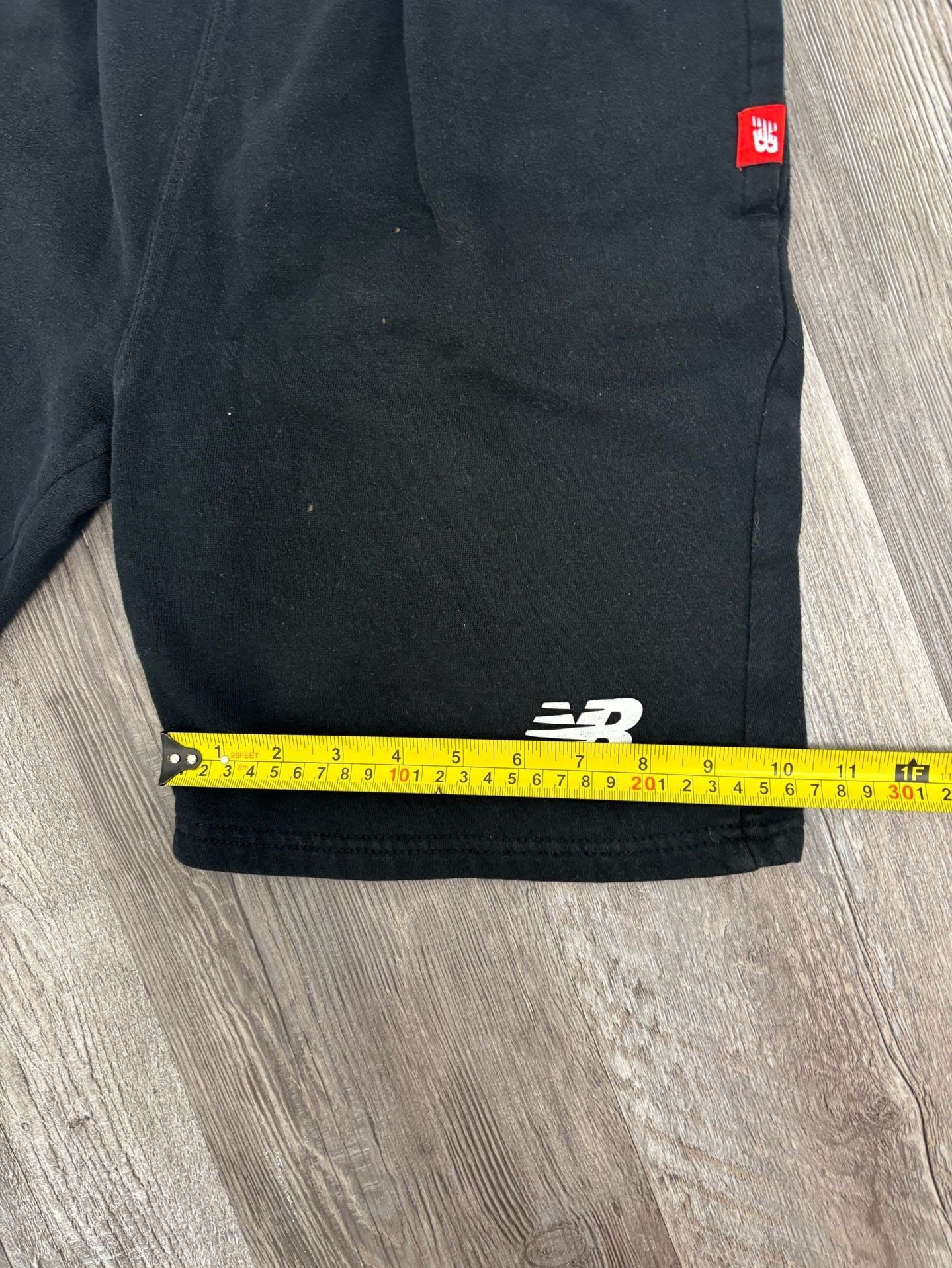 New Balance Sweat Shorts Black 7
