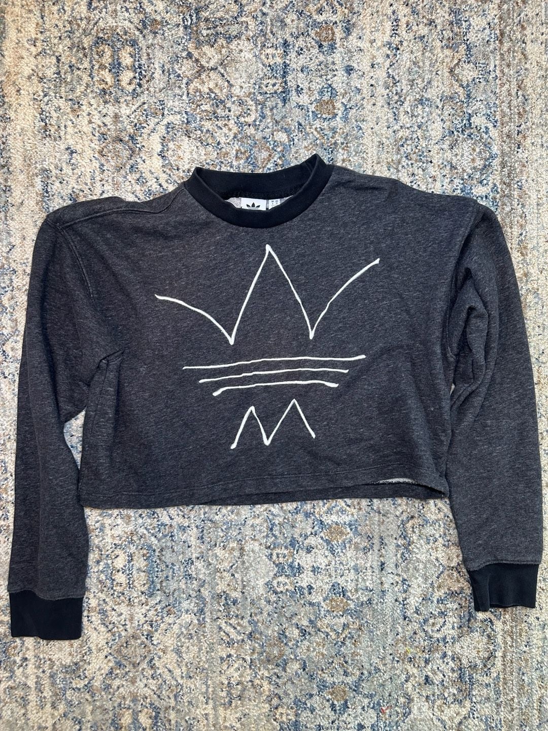 Adidas Trefoil Logo Crop Sweatshirt Size XS Charcoal Gray 3