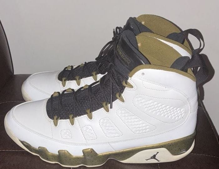 Nike Air Jordan 9 Retro Olive Concord White Black Sneakers 5