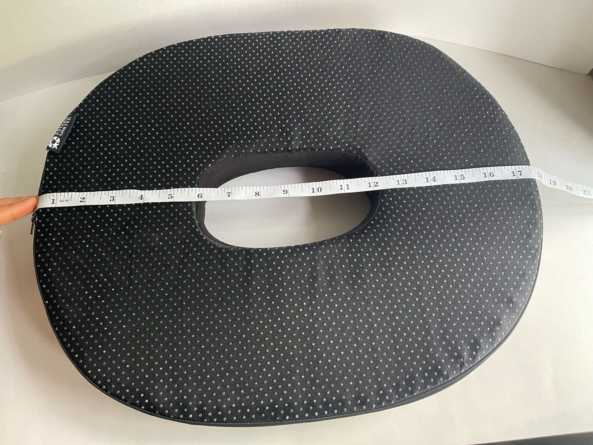 5 Stars United Donut Pillow Ring Cushion Black Memory Foam Orthopedic 3