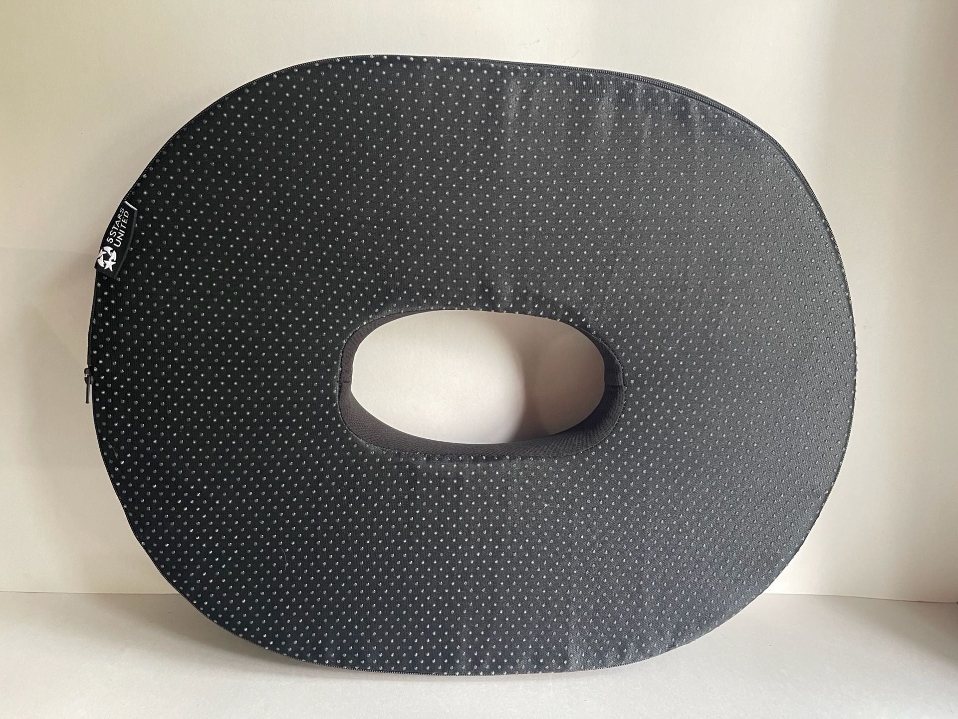 5 Stars United Donut Pillow Ring Cushion Black Memory Foam Orthopedic 1