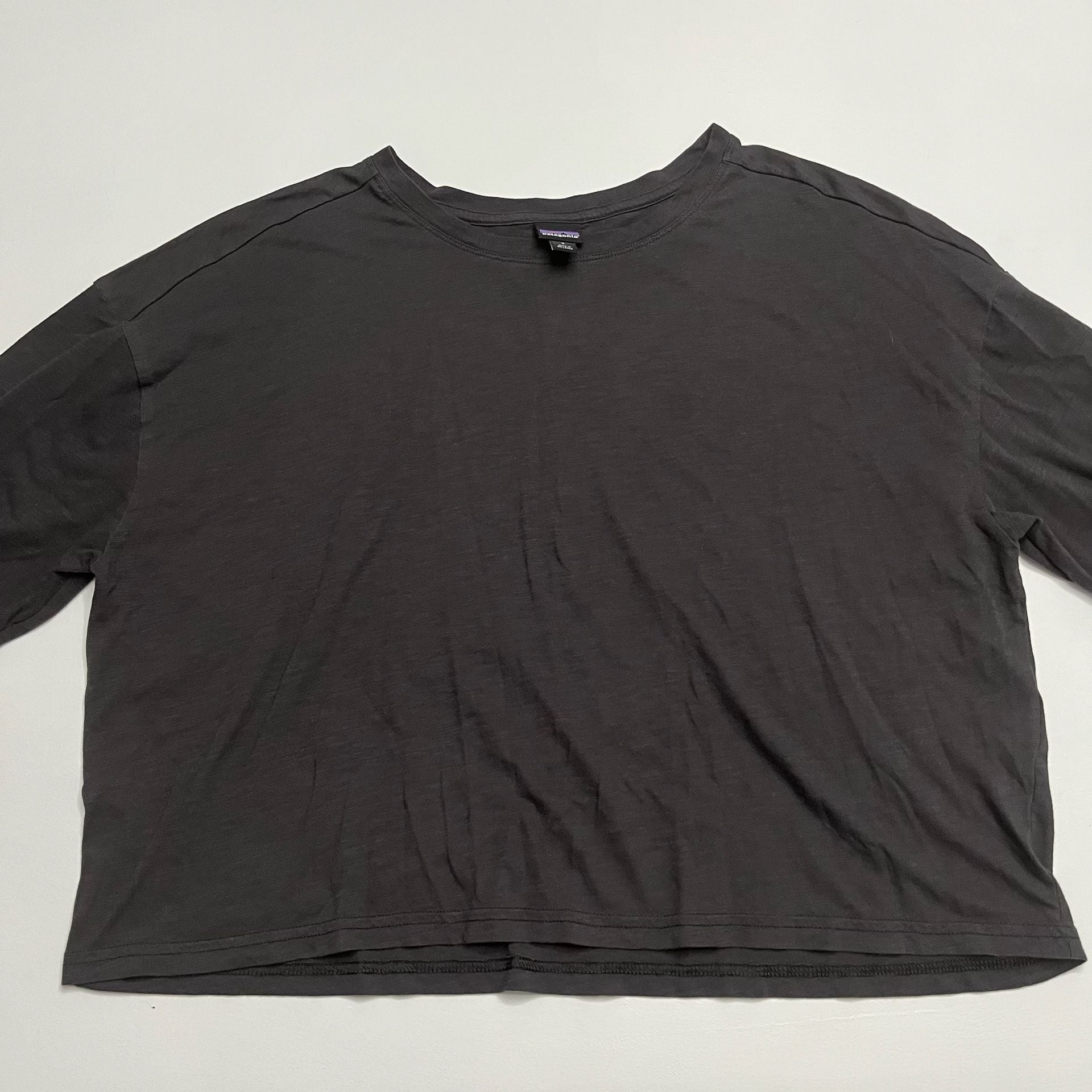 Patagonia Women's Charcoal Gray Oversized Long Sleeve Crewneck Size S 3