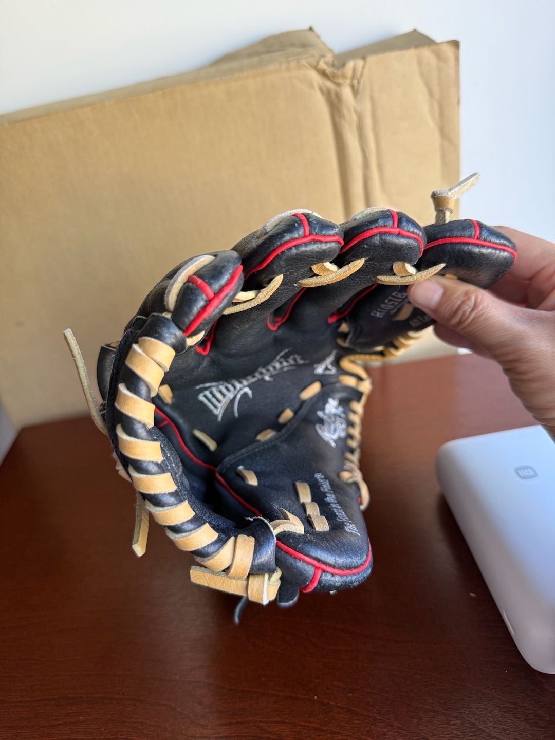 Rawlings Highlight H1051B 10 1/2 Inch Baseball Glove 6
