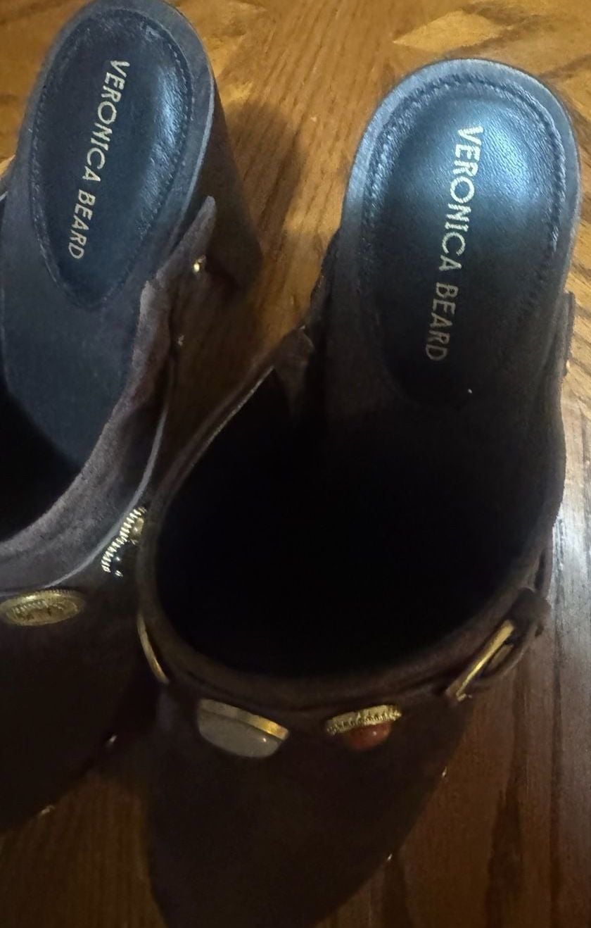 Veronica Beard Giana Charms Platform Clog (Women) Worn one time in the house briefly. Paid around $350. Will except best offer. 11