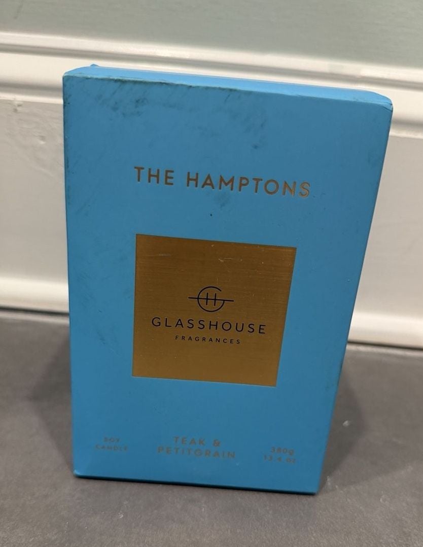 Glasshouse Fragrances The Hamptons Teak & Petitgrain Soy Candle 380g 1