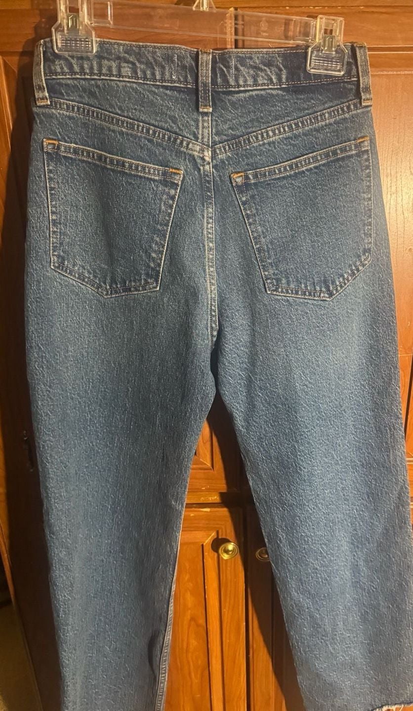 Abercrombie & Fitch The 90s Relaxed Jeans 28 6S Blue Denim Raw Hem 10