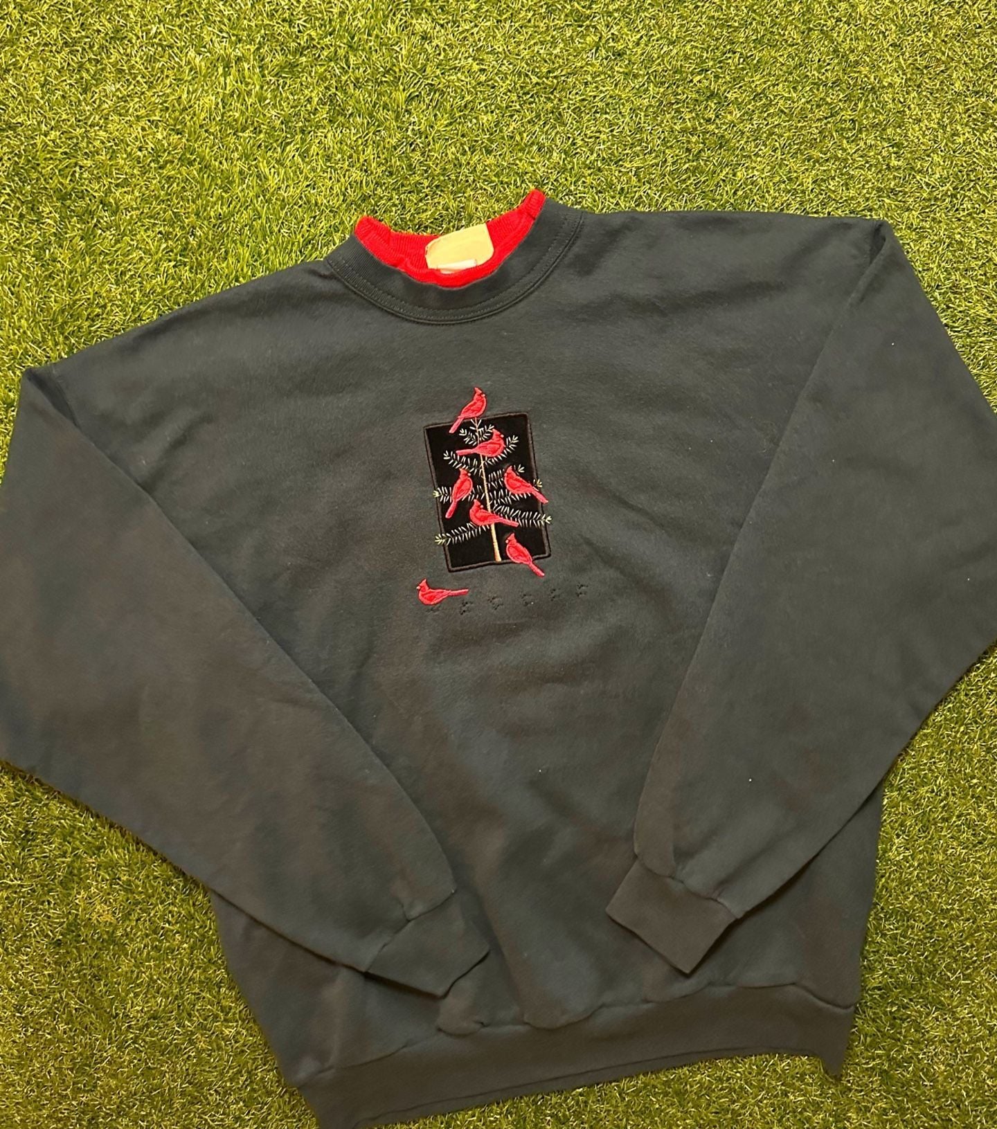 Vintage 1990s Top Stitch Cardinals Embroidered Sweatshirt. 3