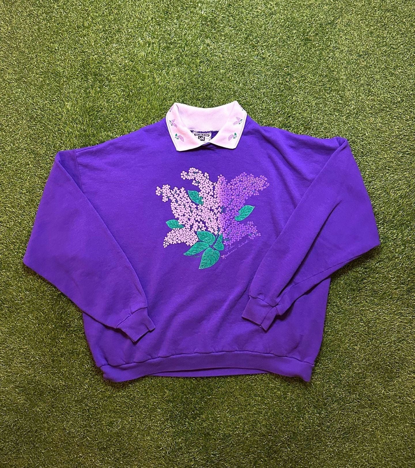 Vintage 1990s Lee Mackinac Island Collared Sweatshirt. 2