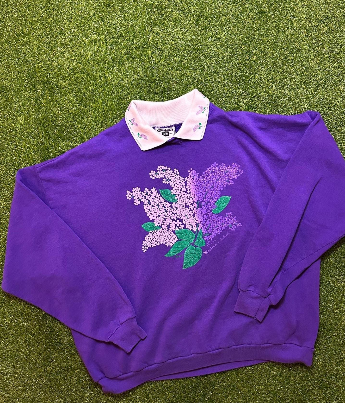 Vintage 1990s Lee Mackinac Island Collared Sweatshirt. 3