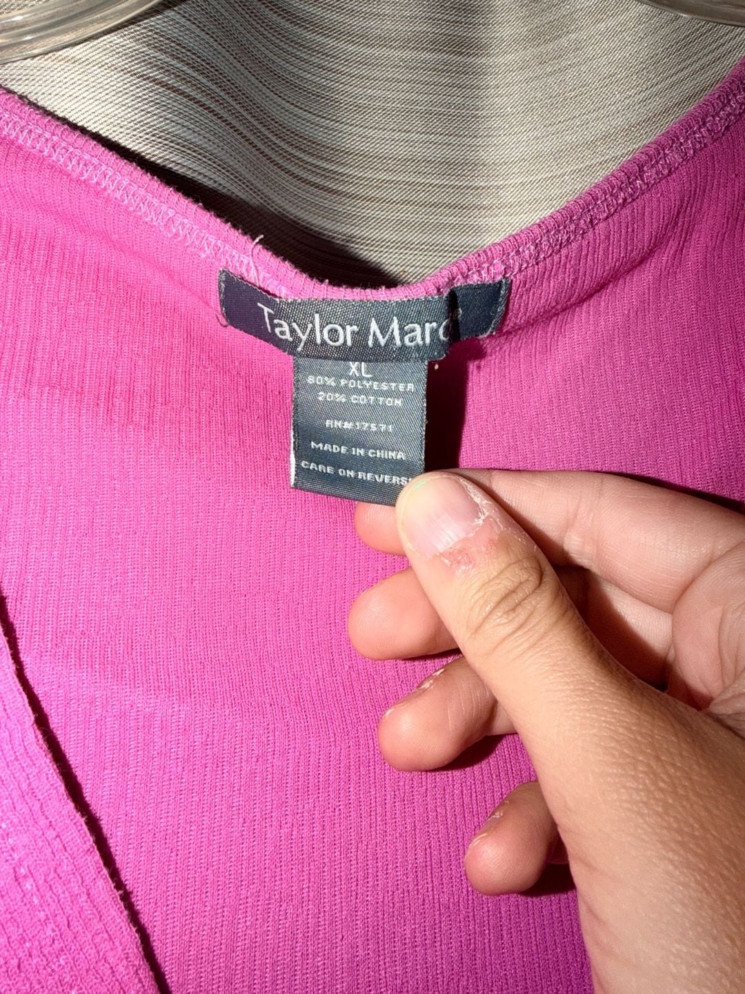 Taylor Marc Tank Top Size L Pink V-Neck Sleeveless 3