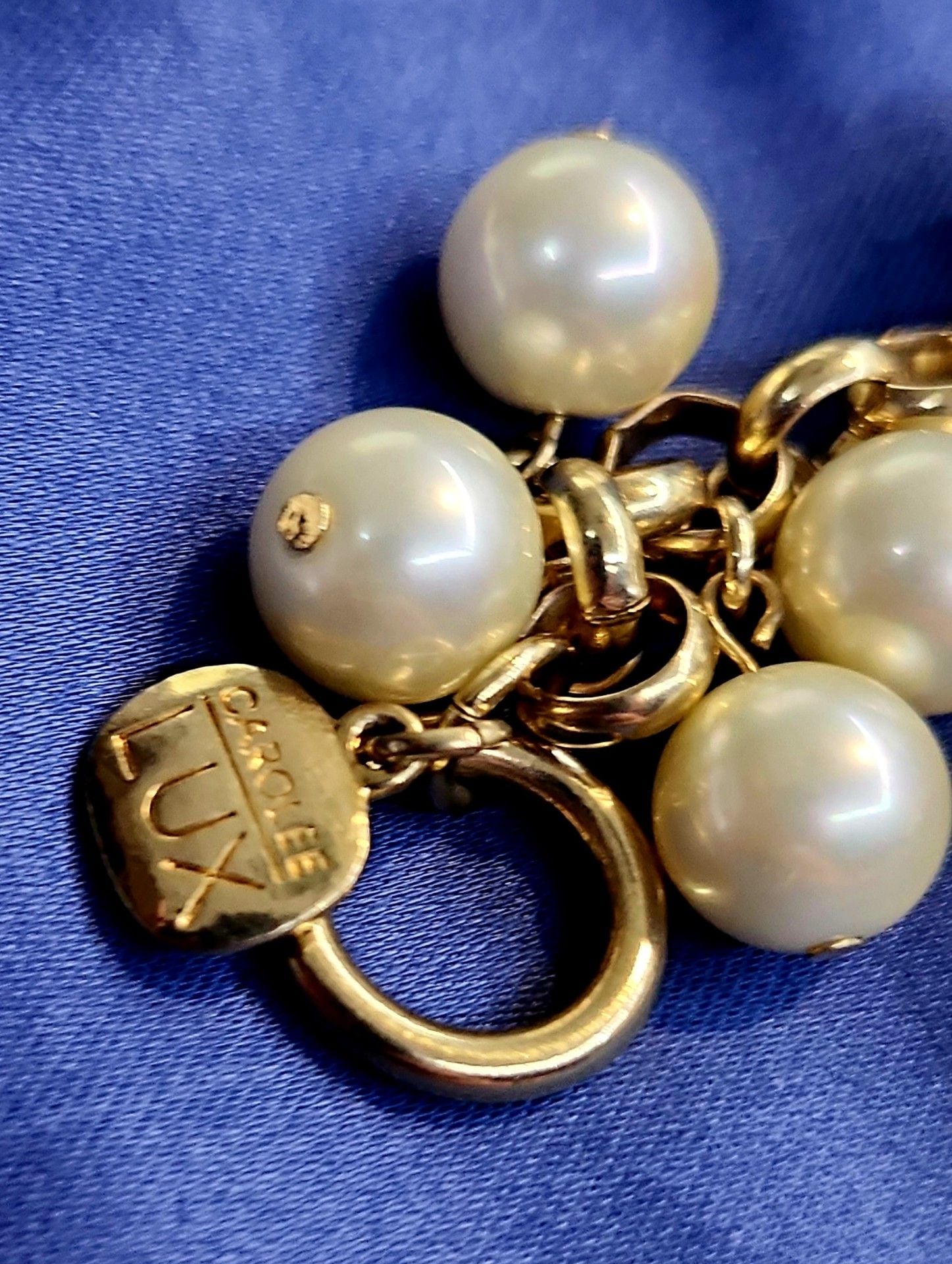 Carolee Lux Faux Pearl Gold Tone Toggle Charm Bracelet 3