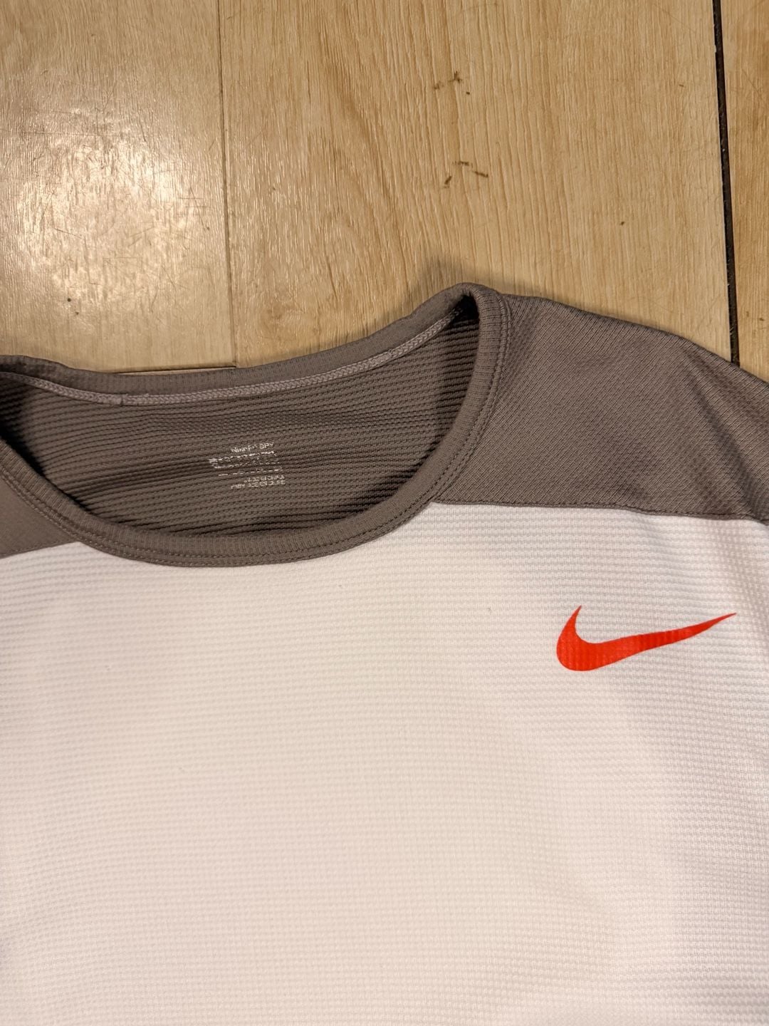 Nike Tennis Shirt Size XL White Grey 6