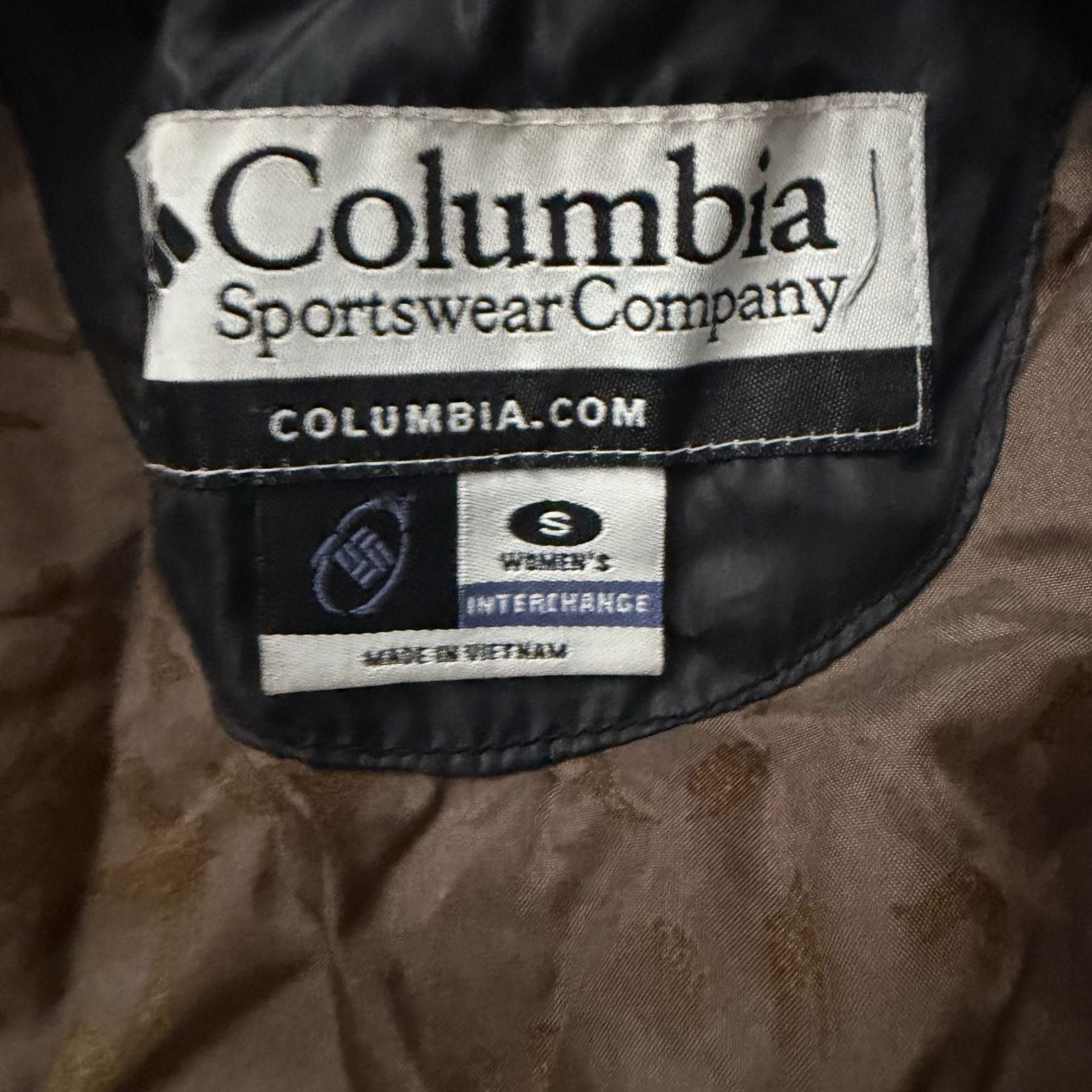 Columbia women size S Black Hooded  7