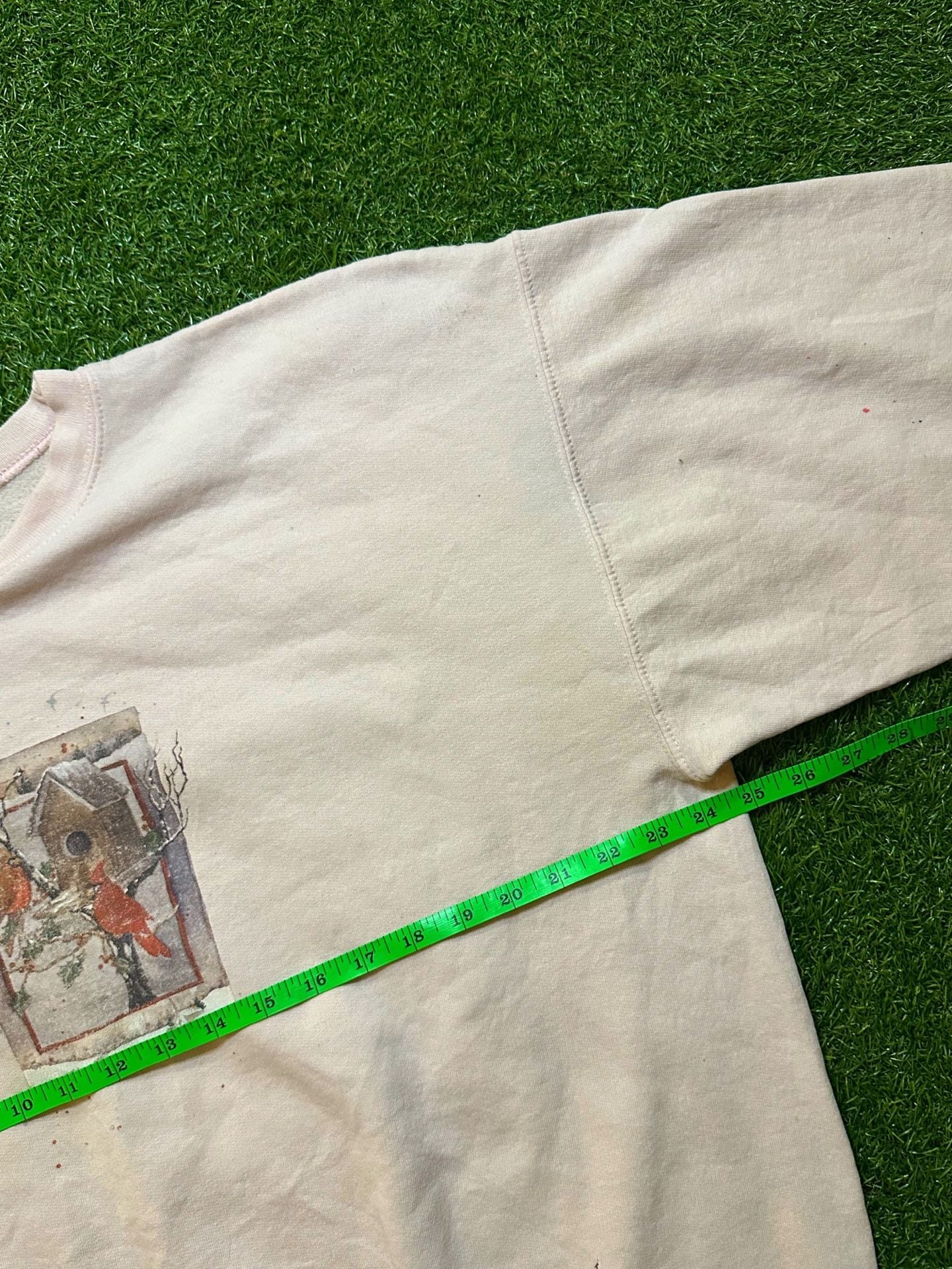 Y2K 2000s Hanes Cardinal Birdhouse Graphic Sweatshirt. 6