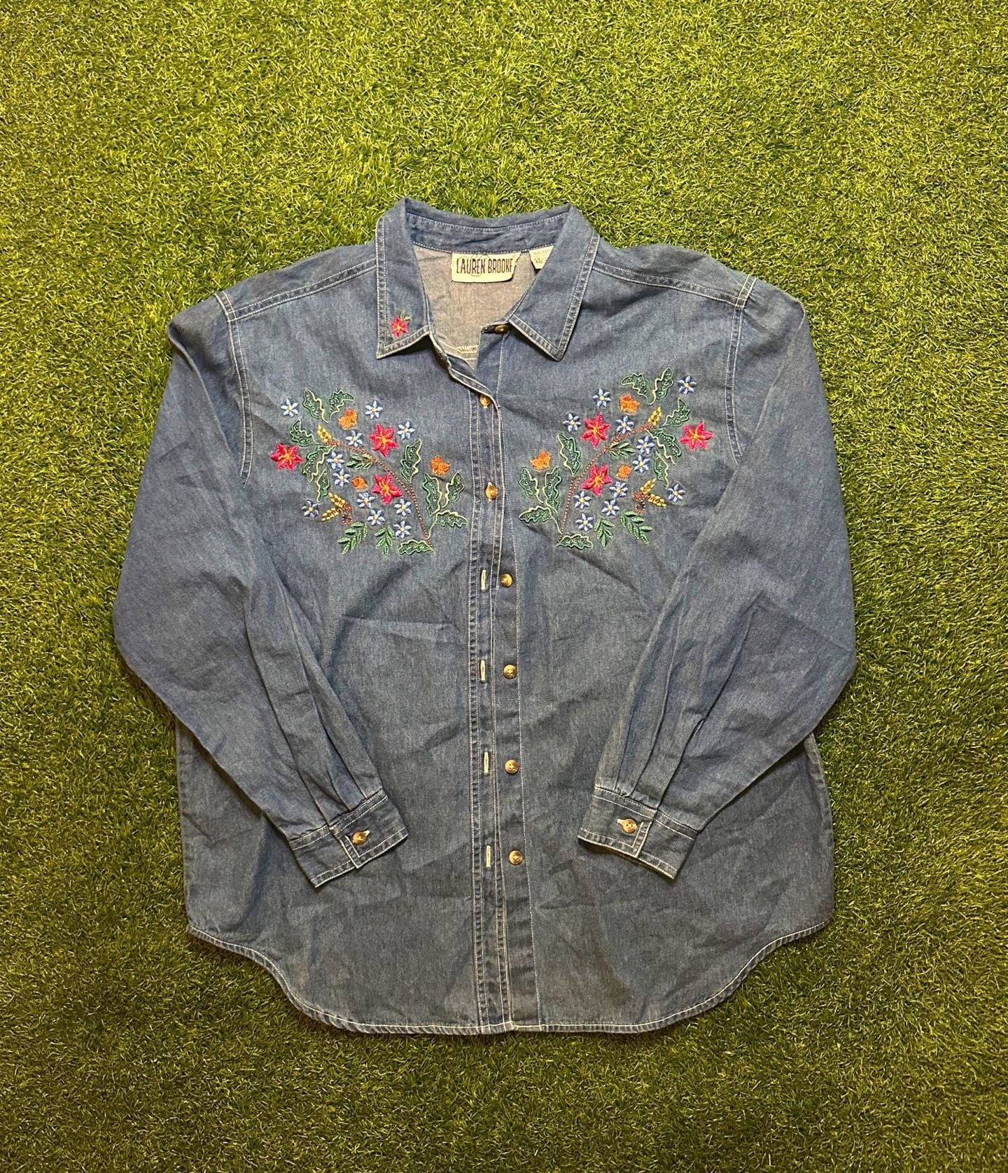 Vintage 1990s Lauren Brooke Embroidered Denim Shirt Size XL Blue 2