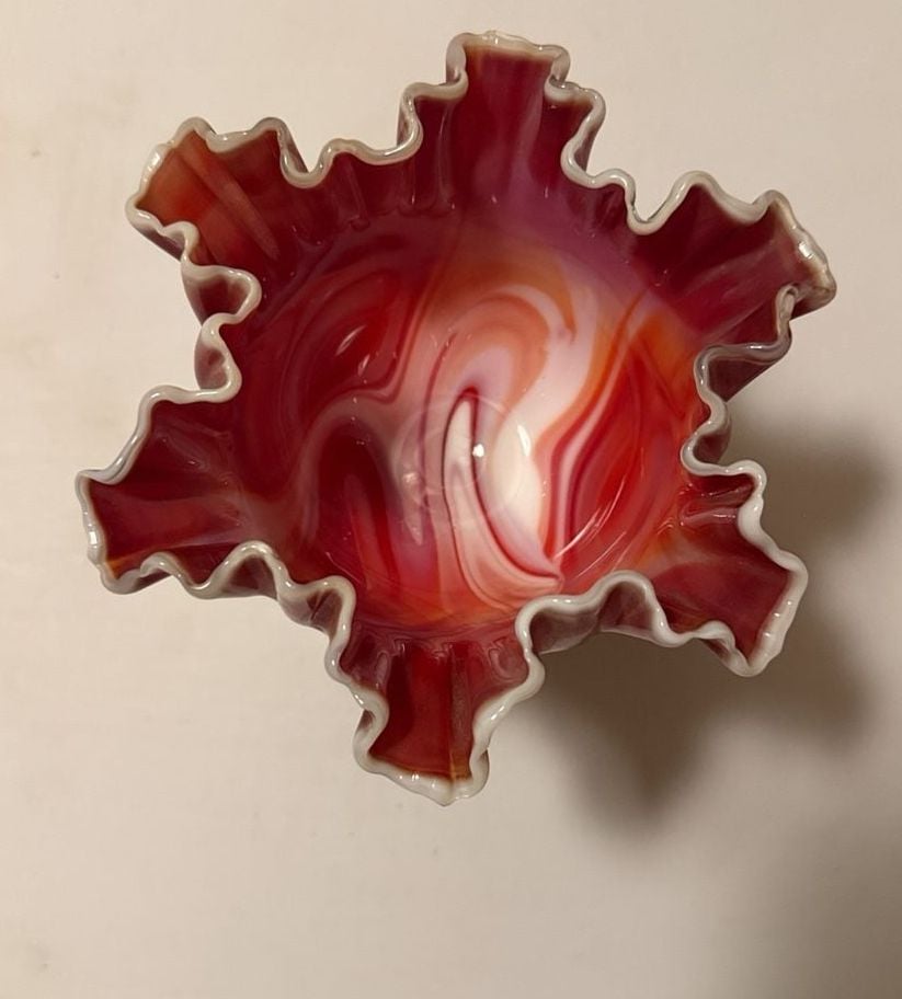 VINTAGE IMPERIAL GLASS RED WHITE SLAG PEDESTAL RUFFLED COMPOTE ..., 3
