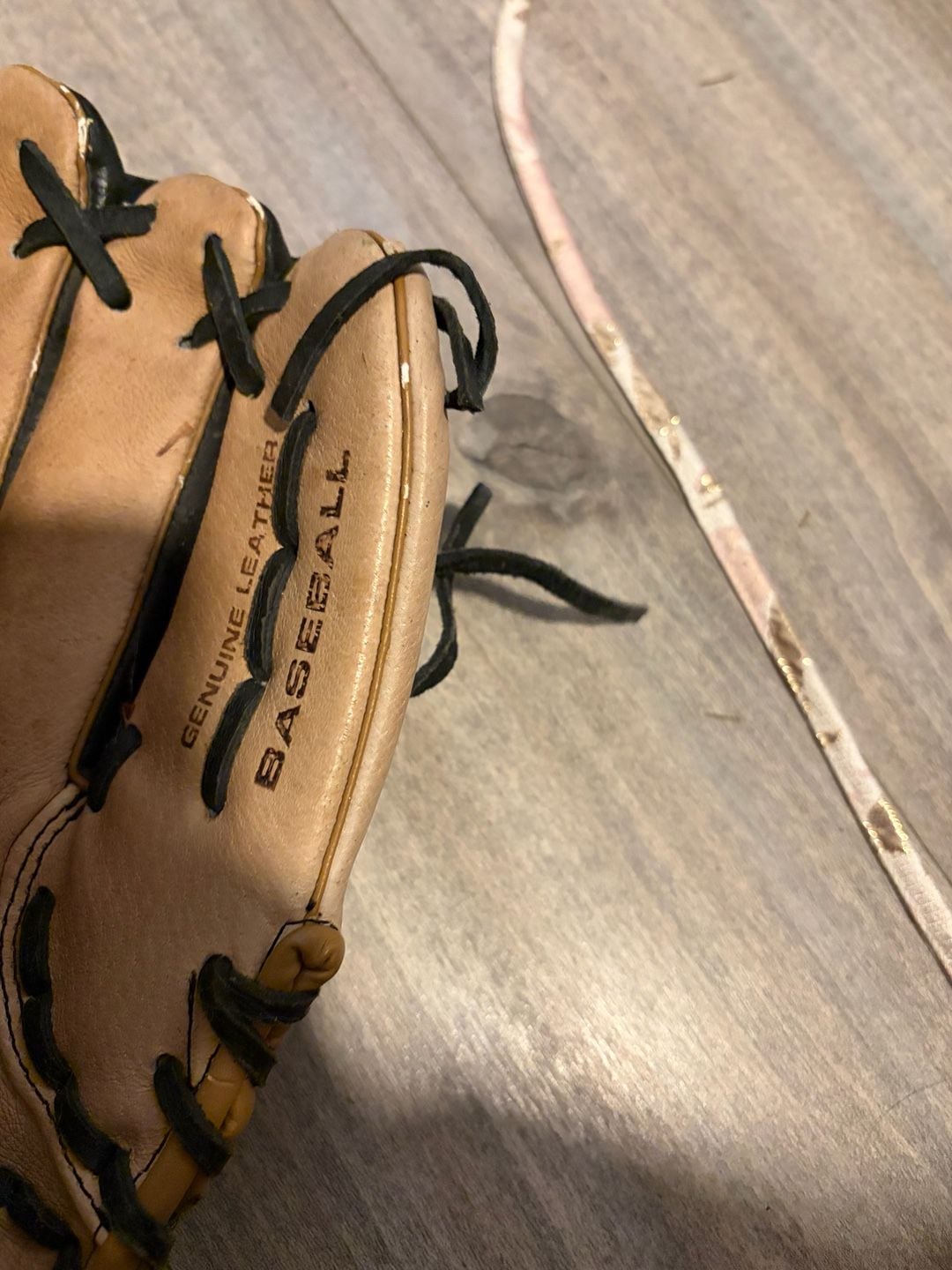 Wilson A2450 12" Baseball Glove 3