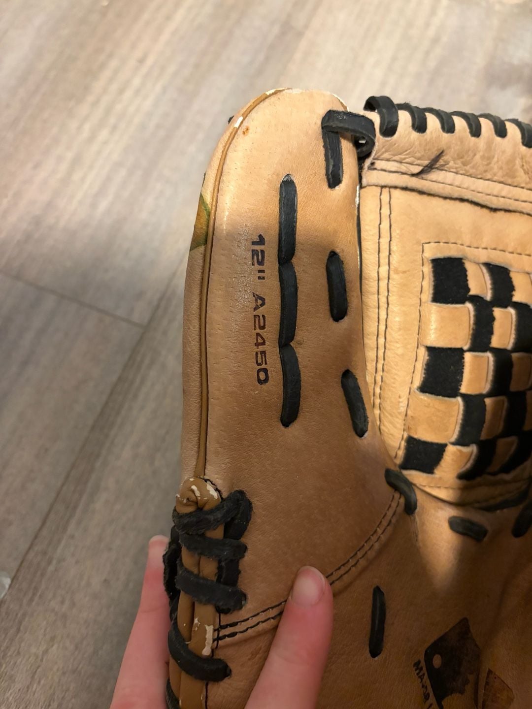 Wilson A2450 12" Baseball Glove 7