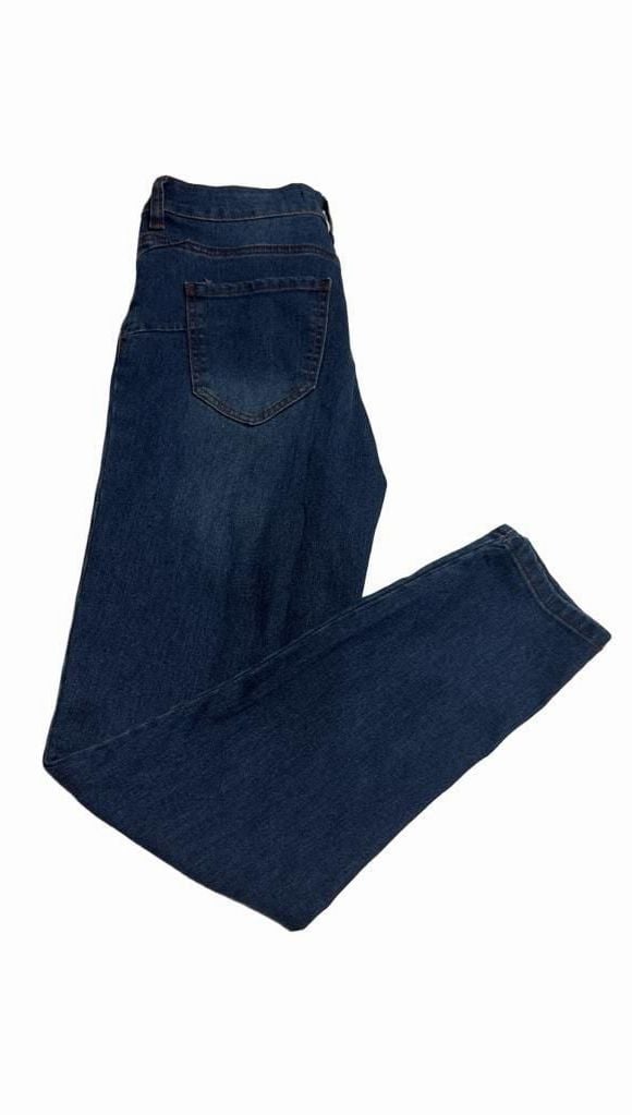 Fashion Nova Skinny Dark Wash size 7 3