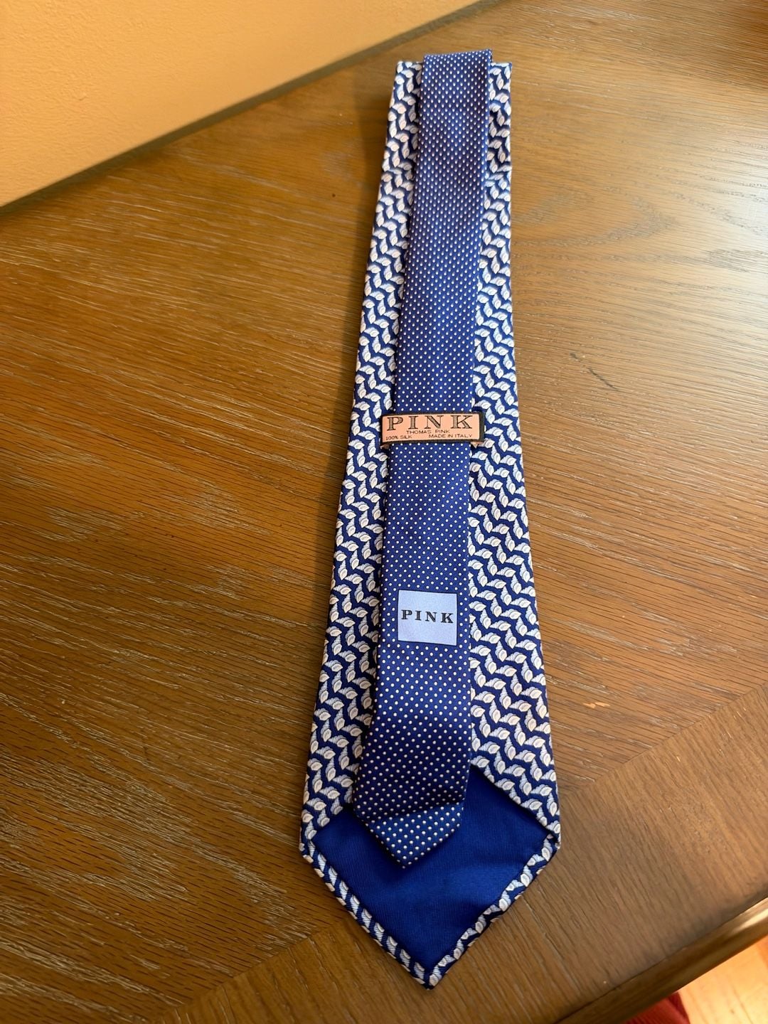 Vintage Thomas Pink 100% Silk Tie Navy Blue Ivory Leaf Pattern Made in Italy 7