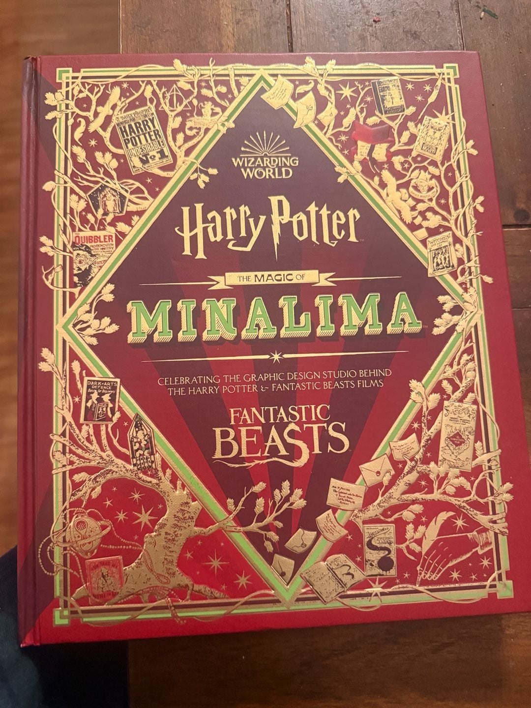 Harper Design The Magic of Minalima Harry Potter Fantastic Beasts Book 1